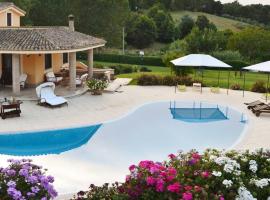 Appartamento ai Ciliegi - tra Rignano Flaminio e Morlupo, готель з басейнами у місті Magliano Romano