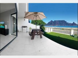 Cap du Mont, self catering accommodation in Bloubergstrand