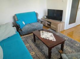 Blue Danube Free publlic parking, khách sạn ở Novi Sad