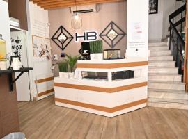 Hostal HB Torrevieja, B&B in Torrevieja