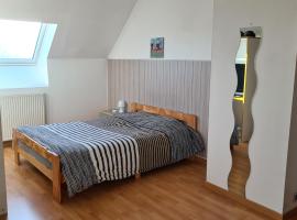 chez charly et jo, vacation rental in La Suze-sur-Sarthe