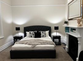 Villa on Melbourne St, hotel en Adelaida
