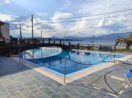 Luxury Beach House 3 Br, AC, hotel in Selianitika