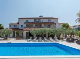 Villa Hope - Apartments with Shared Pool