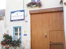 Gite le Mont Blanc, alojamiento con cocina en Le Mesnil-sur-Oger