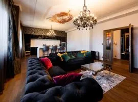 Premium Apt Kosice Center 3 room 150m2 Hlavna ulica