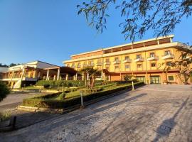 Park Hotel Montpellier – hotel w mieście Sassano