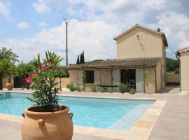 Le Clos des Mûriers, maison de vacances à Auriolles