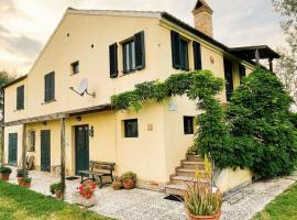 Casale Al Fiume, casă la țară din Grottazzolina