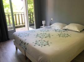 HOTEL BON ACCUEIL, hotell i Oyonnax