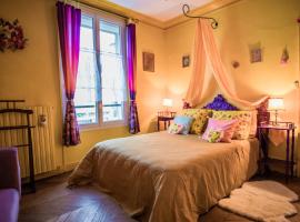 The Vintage Bed and Broc', hotel dengan parking di Saint-Calais