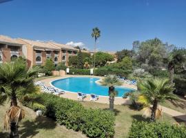 Studio mezzanine 4 personnes Linguizetta marine de Bravone Corse, hotel a Linguizzetta