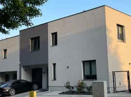 Ferienhaus nähe Kattowitz, hotel v destinaci Tarnovské Hory