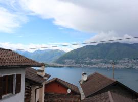 Idyllisches Rustico im verkehrsfreien Dorfkern zur Alleinbenützung, holiday rental in Vira