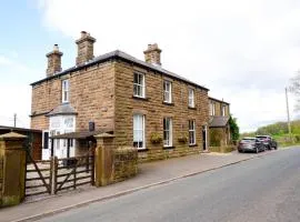 Greendale Teahouse and Rooms