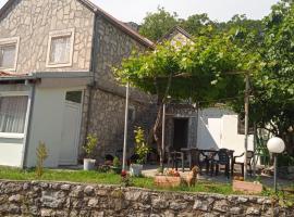 Guest House Vodica, pensiune din Virpazar