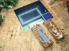 Casa colonial en el centro histórico, hotel in Santa Marta