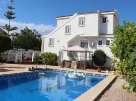 Lovely 3 bedroom villa in Campasol