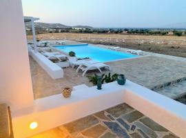 Quiet 3-bedroom sea view house with shared pool, hotel in Mármara
