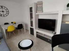 Apartamento en Foz. Primera Línea Playa Rapadoira