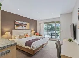 Belle Escapes - Glenelg Shores Family Stay