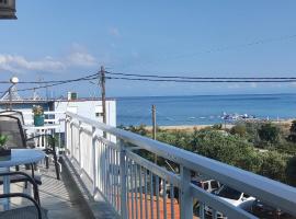Wave Sound Apartments - Beach View, hotel with parking in Skala Marion