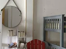 HOMESTAY -NHÀ MẸ KHANG
