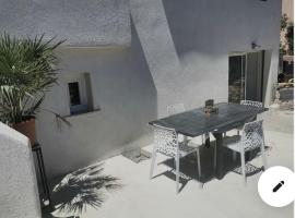 Appartement Saint Cyr Sur Mer, hotel v destinaci Saint-Cyr-sur-Mer