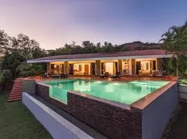 SaffronStays Shambhala Lakeside - 3BHK Villa with Infinity Pool, Lakeview Deck & Alfresco Dining