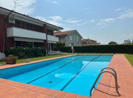 Bardolino Lake Apartments, hotel di Bardolino