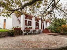 Ayama Manor House, hotel near Perdeberg Winery, Wellington