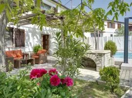 Holiday House Planik