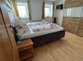 Babsi Appartments - leben am Land, hotel amb aparcament a Wels