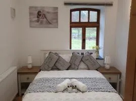 Naval base Quietness Parking LongStays 6Guests