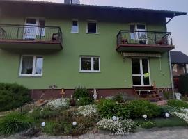 Apartament na poddaszu, place to stay in Tylicz