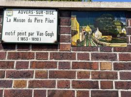 La Maison du Pere Pilon avec petit dejeuner – hotel w mieście Auvers-sur-Oise