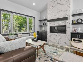 New, charming custom home, villa in Sturgeon Bay