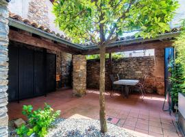 Casa Brocchi by Quokka 360 - unique design house with garden