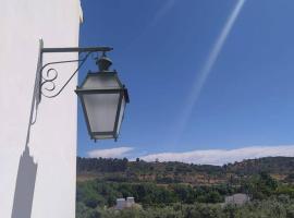 Casa do Forno na Herdade, hotel in Redondo