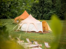 Glamping Gozdna Jasa, מלון בבובק