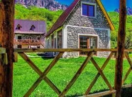 Northern Peaks Guesthouse