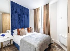 The Pocklington - The Filbert Suite, hotel near Leicester Castle, Leicester