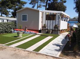 MH 127 Bois Dormant 3ch climatisé, glamping site in Saint-Jean-de-Monts