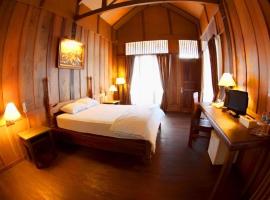 Wakatobi Patuno Diving and Beach Resort by SAHID, three-star hotel in Wanci