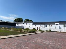 Ballymullock Barn Lofts, apartmen di Carncastle