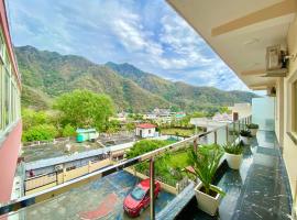 Tapovan New Residency By FTP Hotels, hotel in River Rafting in Rishikesh, Rishīkesh
