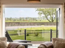Stewarts Resort Lodge 52