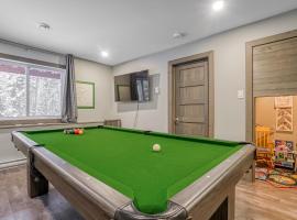 Condo familiale Billard et spa, 350m de la montagne de ski, hotel en Mont-Blanc