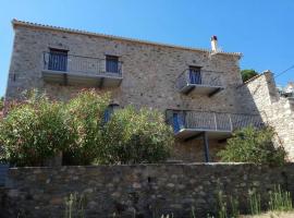 Entire Home in Laconia, self catering accommodation in Longástra