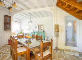 Traditional family villa southern lefkada, holiday rental in Sívros